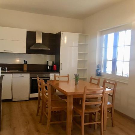 סטומורסקה Schoenes Ferienhaus Direkt Am Meer מראה חיצוני תמונה
