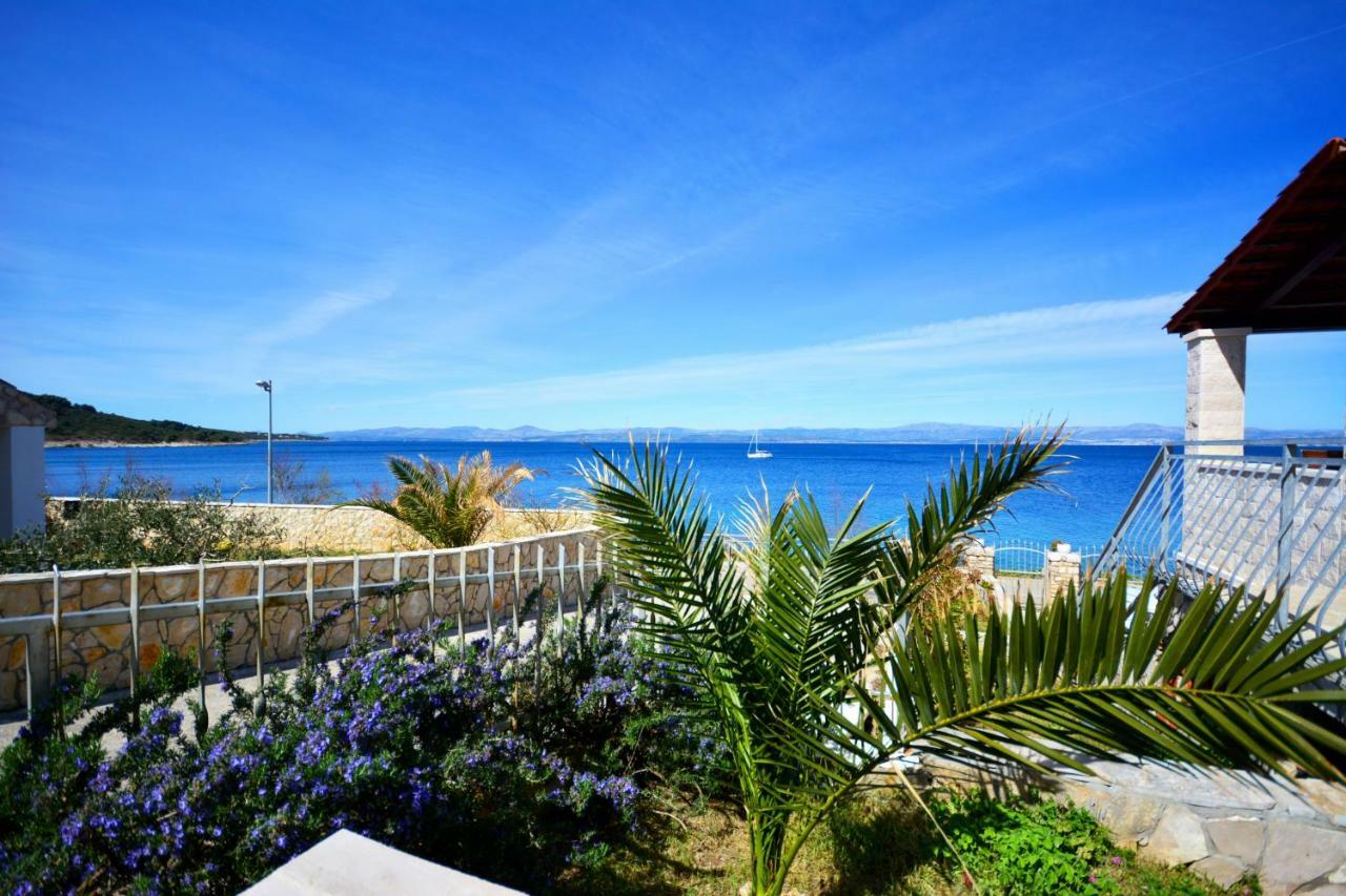 סטומורסקה Schoenes Ferienhaus Direkt Am Meer מראה חיצוני תמונה